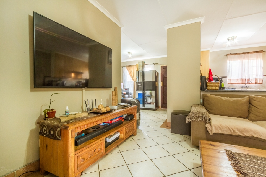 2 Bedroom Property for Sale in Equestria Gauteng