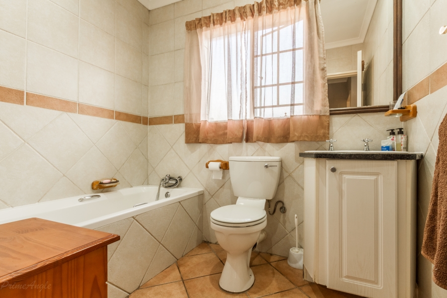 2 Bedroom Property for Sale in Equestria Gauteng