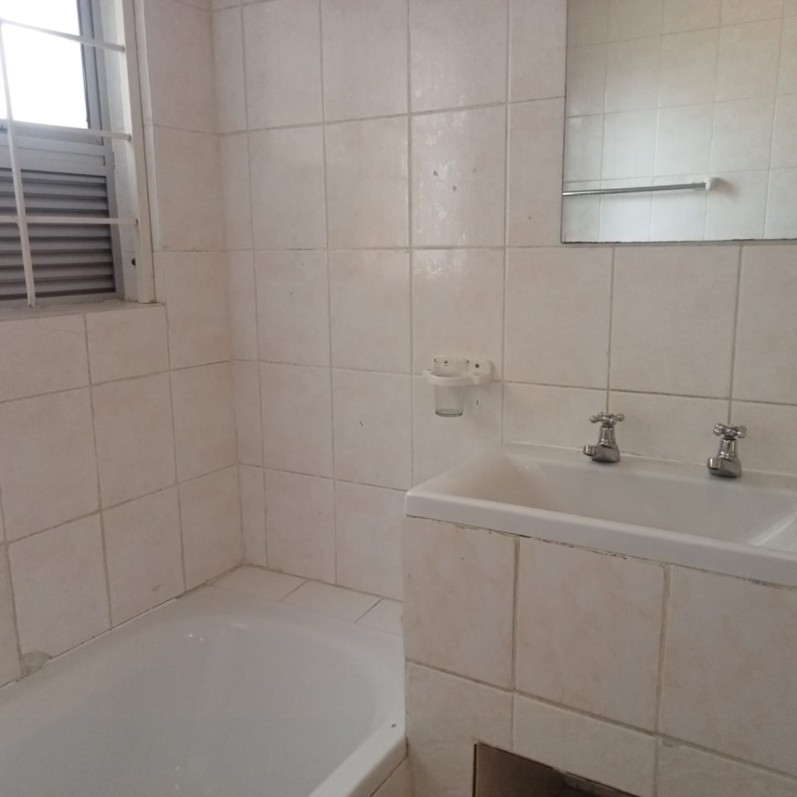 To Let 2 Bedroom Property for Rent in Ferndale Gauteng