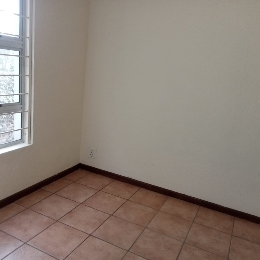 To Let 2 Bedroom Property for Rent in Ferndale Gauteng