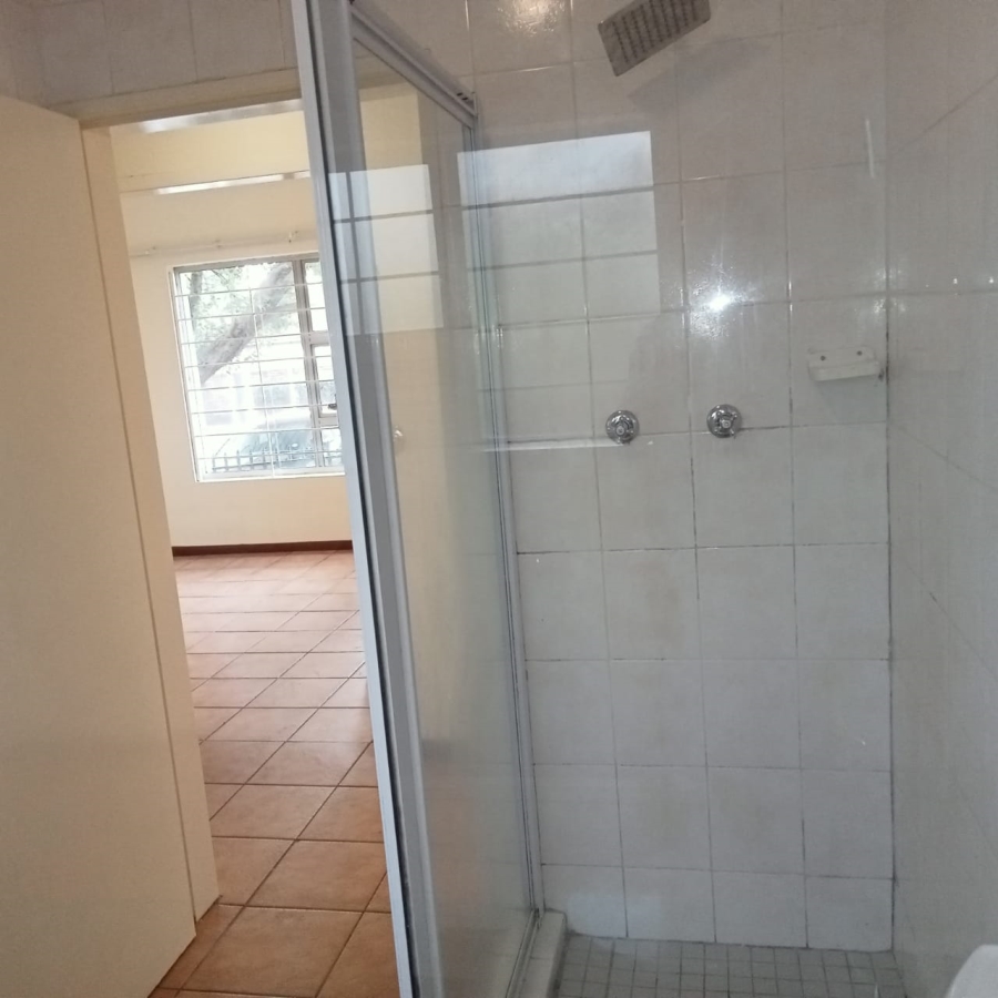 To Let 2 Bedroom Property for Rent in Ferndale Gauteng