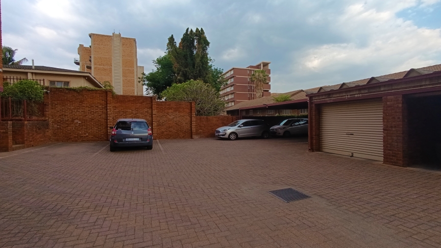 2 Bedroom Property for Sale in Wonderboom South Gauteng