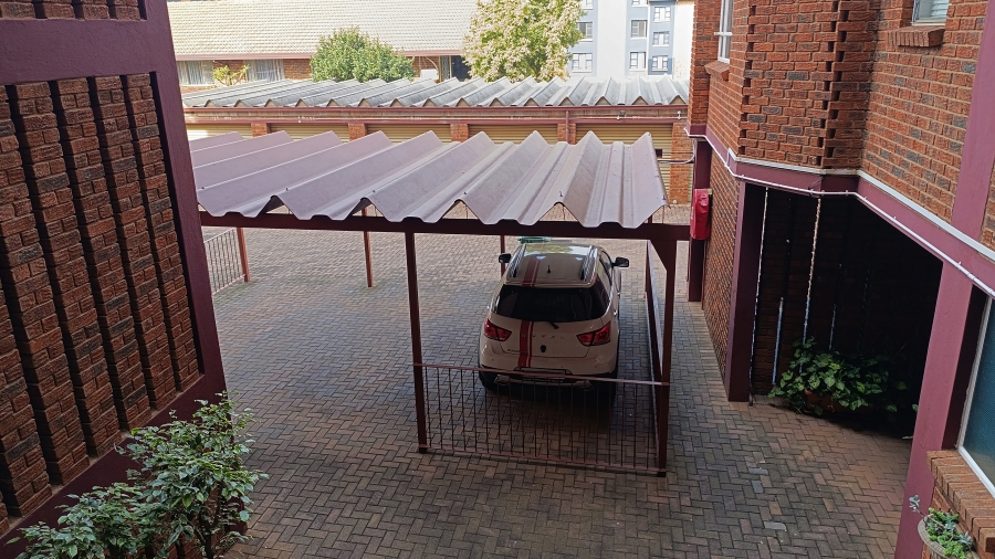 2 Bedroom Property for Sale in Wonderboom South Gauteng
