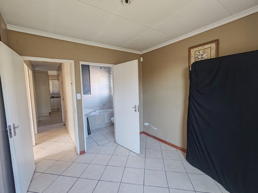 3 Bedroom Property for Sale in Cosmo City Gauteng