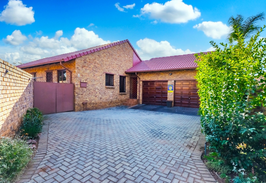 3 Bedroom Property for Sale in Lyttelton Manor Gauteng