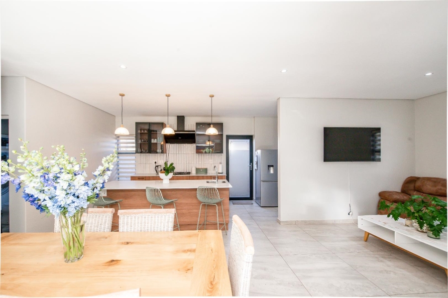2 Bedroom Property for Sale in Carlswald Gauteng