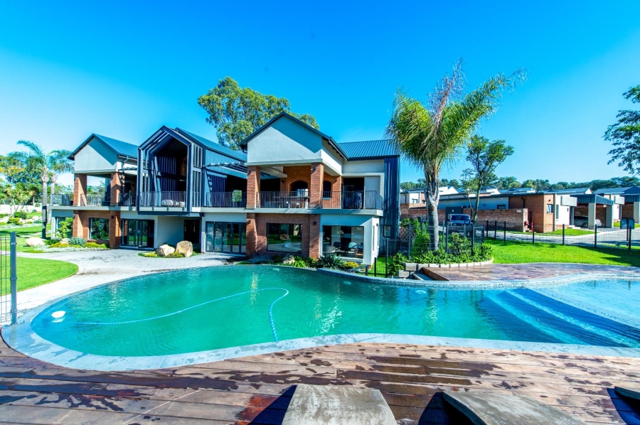 2 Bedroom Property for Sale in Carlswald Gauteng