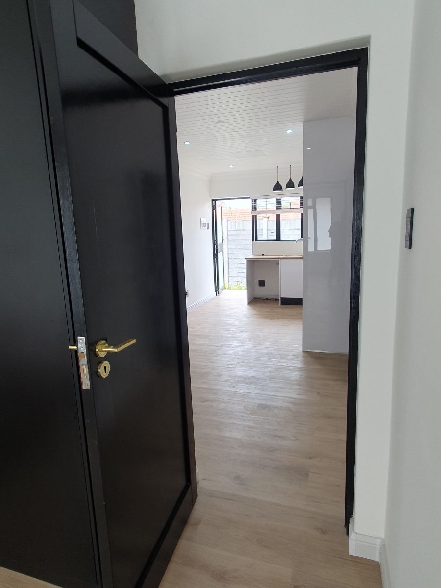 To Let 1 Bedroom Property for Rent in The Reeds Gauteng