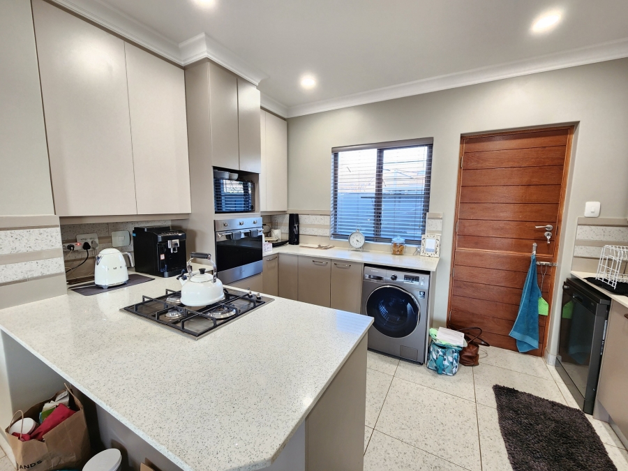 3 Bedroom Property for Sale in Waterkloof Marina Retirement Estate Gauteng