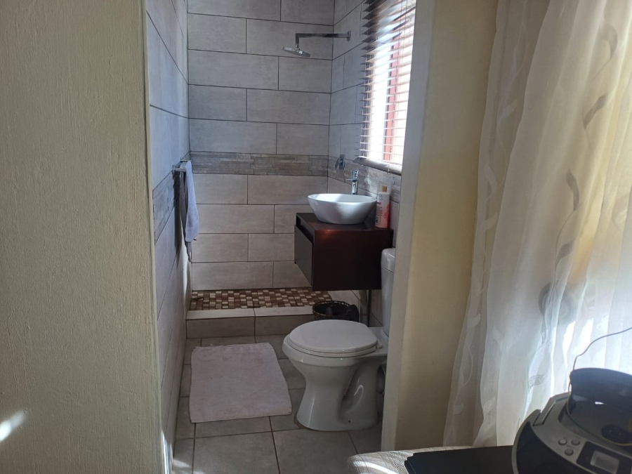 To Let 3 Bedroom Property for Rent in Munsieville South Gauteng