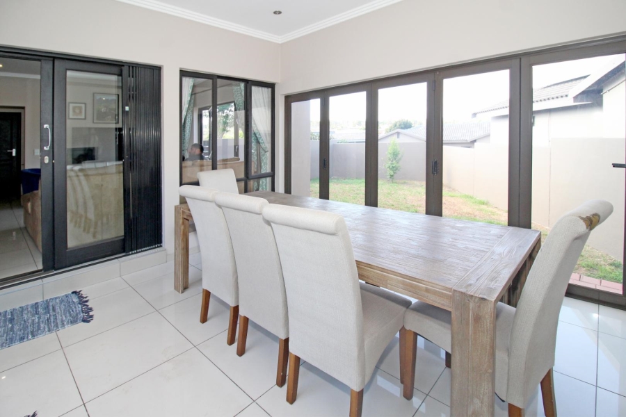3 Bedroom Property for Sale in Barbeque Downs Gauteng