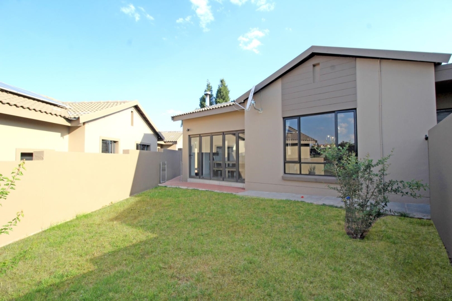 3 Bedroom Property for Sale in Barbeque Downs Gauteng
