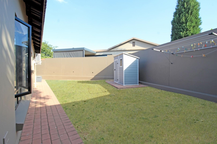 3 Bedroom Property for Sale in Barbeque Downs Gauteng