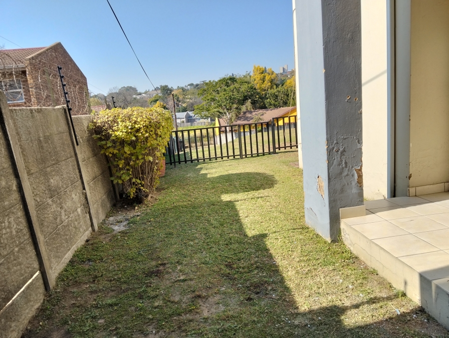 To Let 2 Bedroom Property for Rent in Ferndale Gauteng