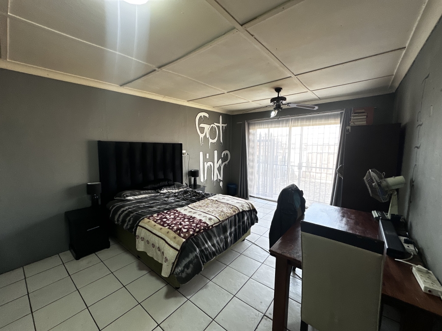 3 Bedroom Property for Sale in Brakpan Central Gauteng