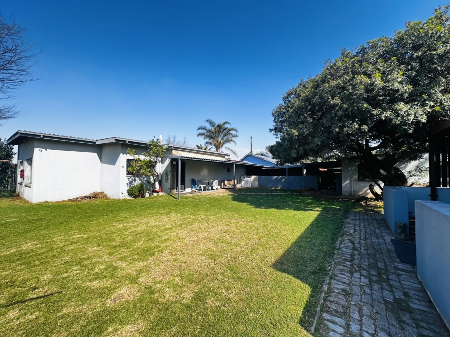 3 Bedroom Property for Sale in Brakpan Central Gauteng