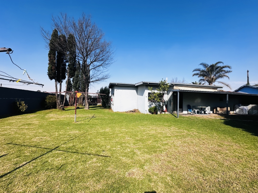 3 Bedroom Property for Sale in Brakpan Central Gauteng