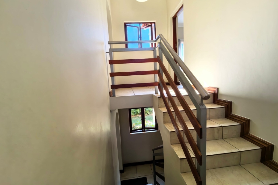 3 Bedroom Property for Sale in Bronberg Close Gauteng