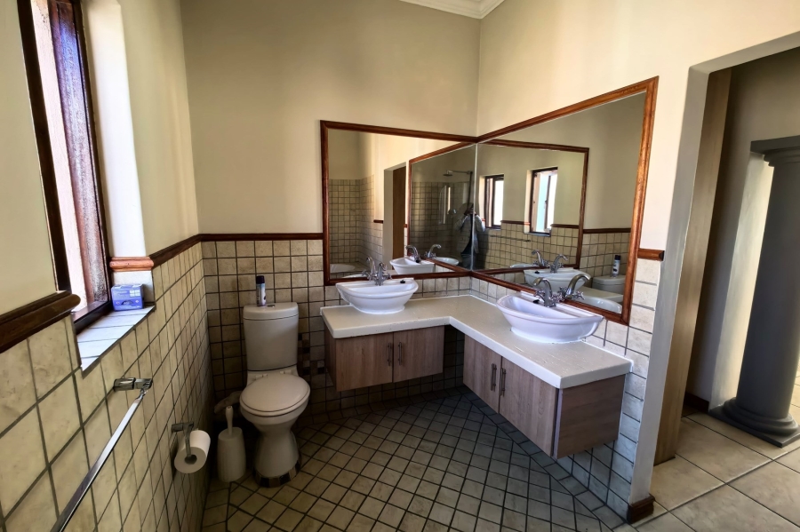 3 Bedroom Property for Sale in Bronberg Close Gauteng