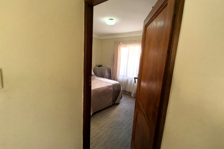 3 Bedroom Property for Sale in Bronberg Close Gauteng