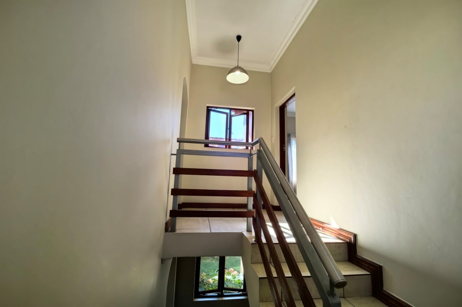3 Bedroom Property for Sale in Bronberg Close Gauteng
