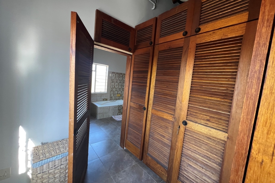5 Bedroom Property for Sale in Doringkloof Gauteng
