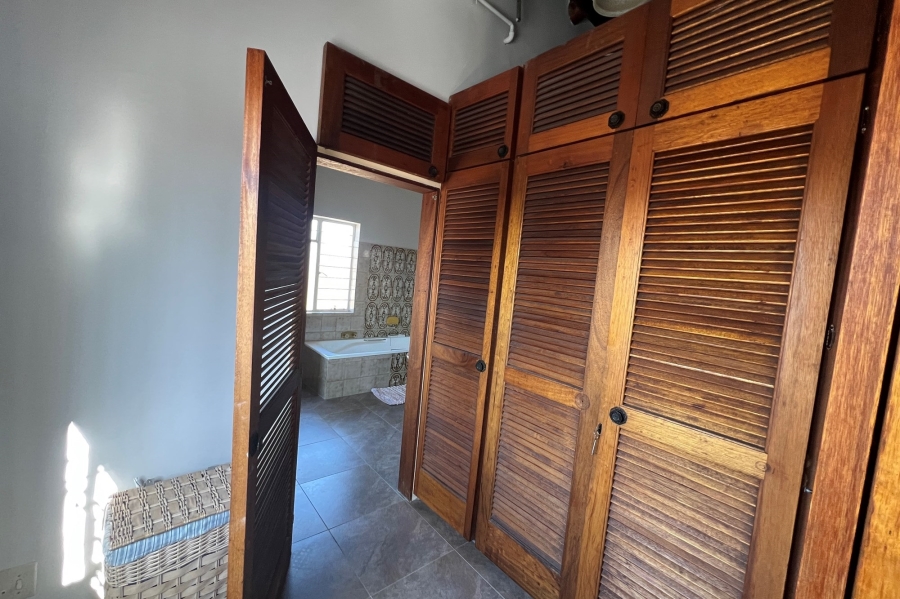 5 Bedroom Property for Sale in Doringkloof Gauteng