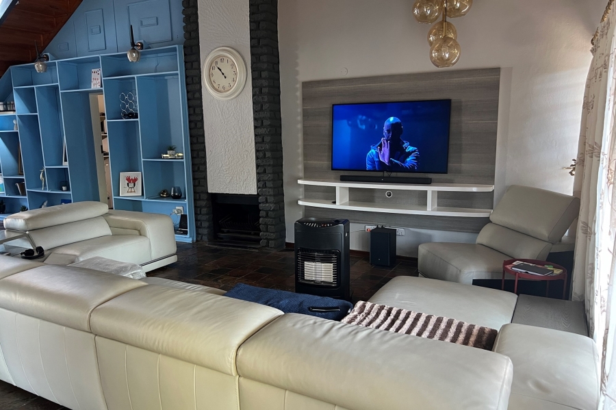 5 Bedroom Property for Sale in Doringkloof Gauteng