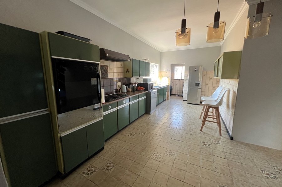 5 Bedroom Property for Sale in Doringkloof Gauteng