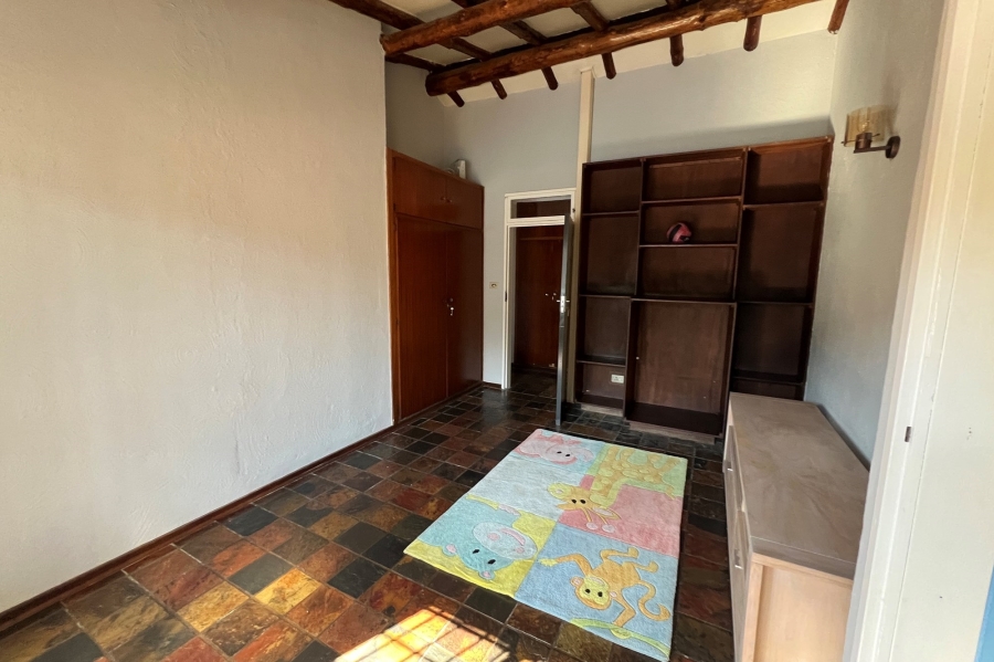 5 Bedroom Property for Sale in Doringkloof Gauteng