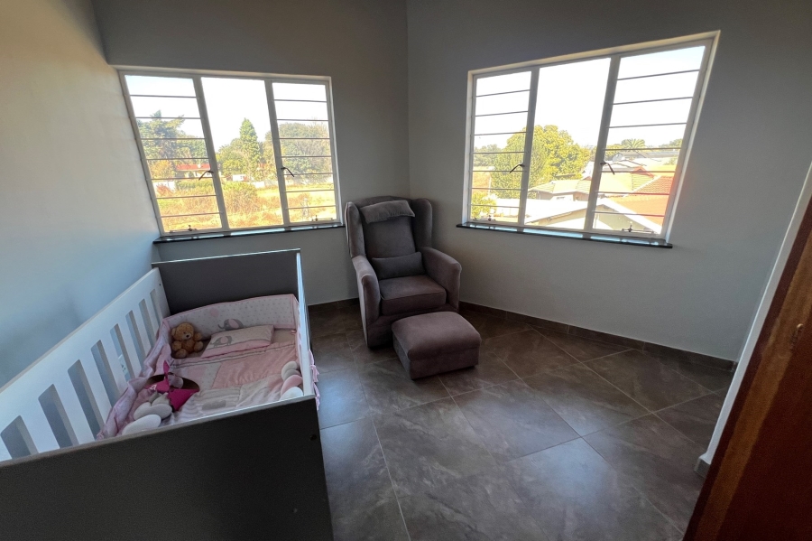 5 Bedroom Property for Sale in Doringkloof Gauteng