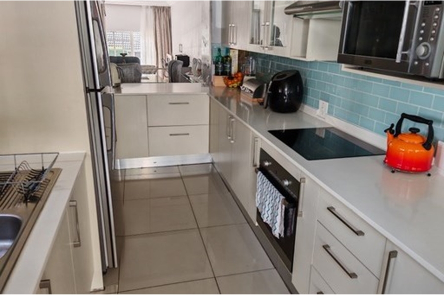To Let 2 Bedroom Property for Rent in Sundowner Gauteng