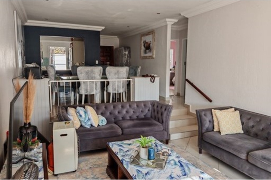 To Let 2 Bedroom Property for Rent in Sundowner Gauteng