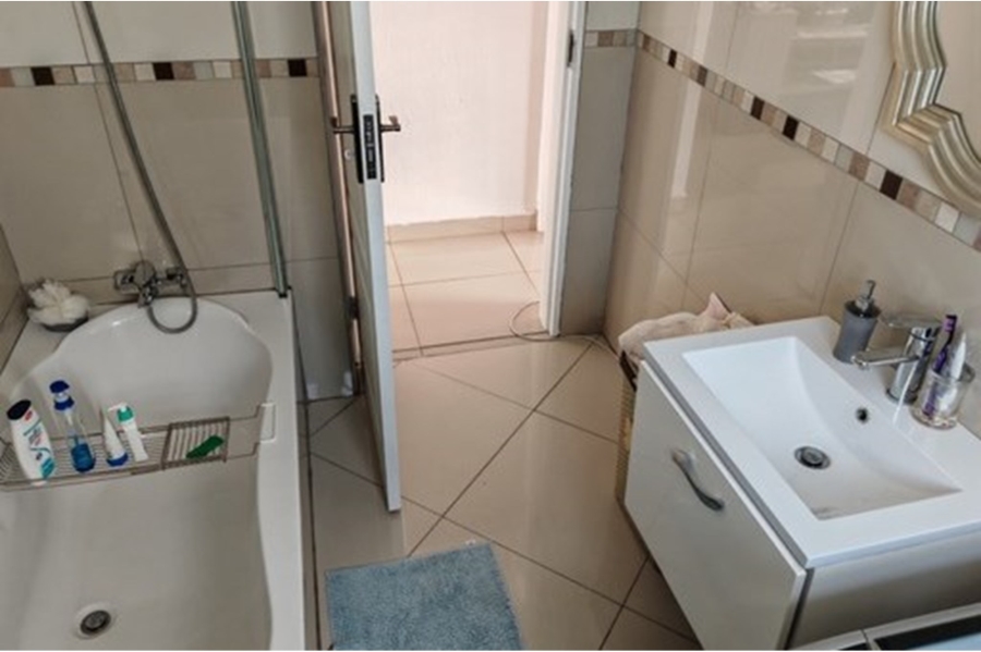 To Let 2 Bedroom Property for Rent in Sundowner Gauteng