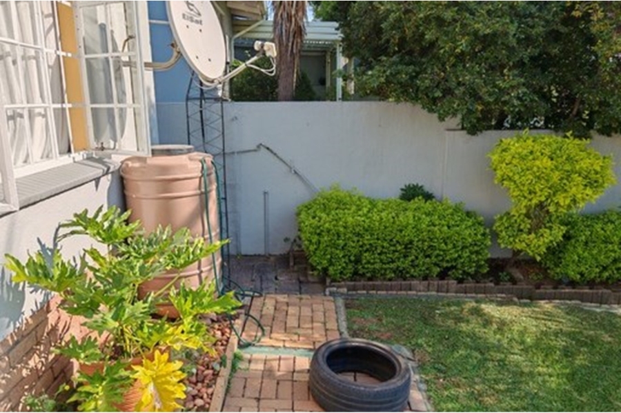 To Let 2 Bedroom Property for Rent in Sundowner Gauteng
