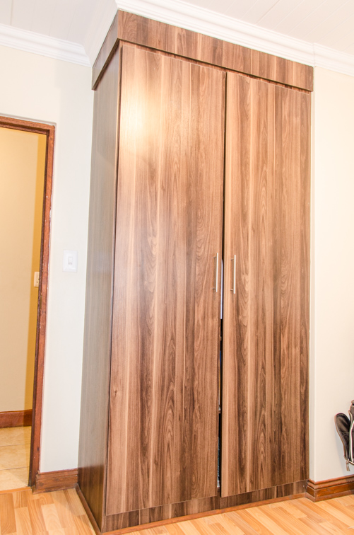 To Let 2 Bedroom Property for Rent in Waverley Gauteng