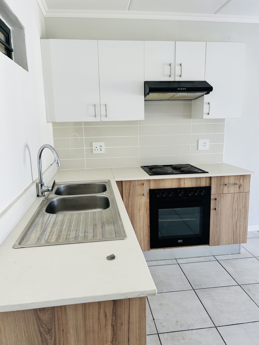 2 Bedroom Property for Sale in Witfield Gauteng