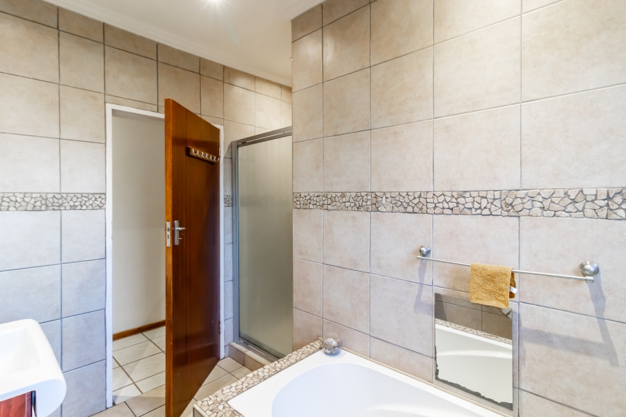 3 Bedroom Property for Sale in Suiderberg Gauteng