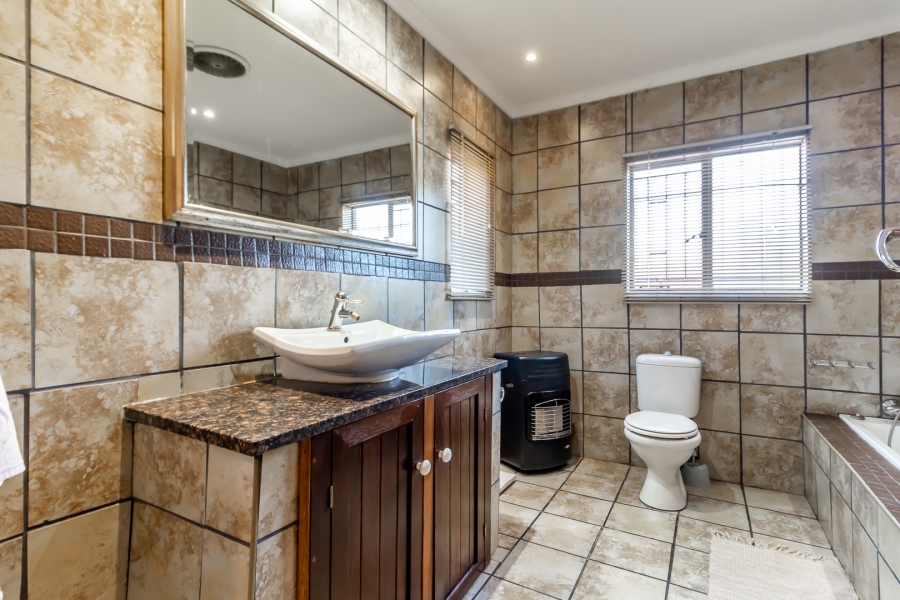 3 Bedroom Property for Sale in Suiderberg Gauteng