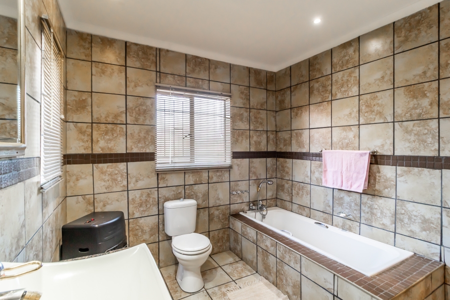 3 Bedroom Property for Sale in Suiderberg Gauteng