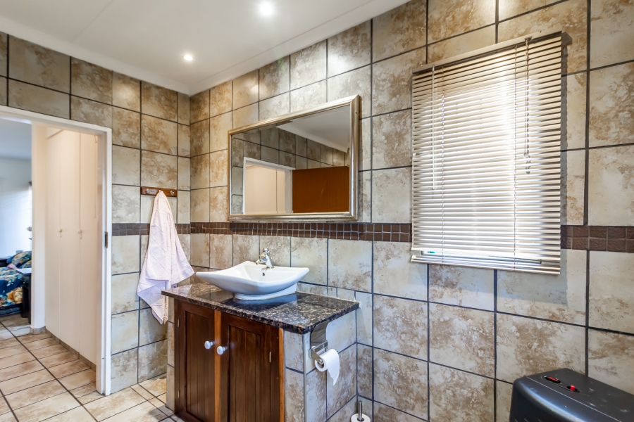 3 Bedroom Property for Sale in Suiderberg Gauteng