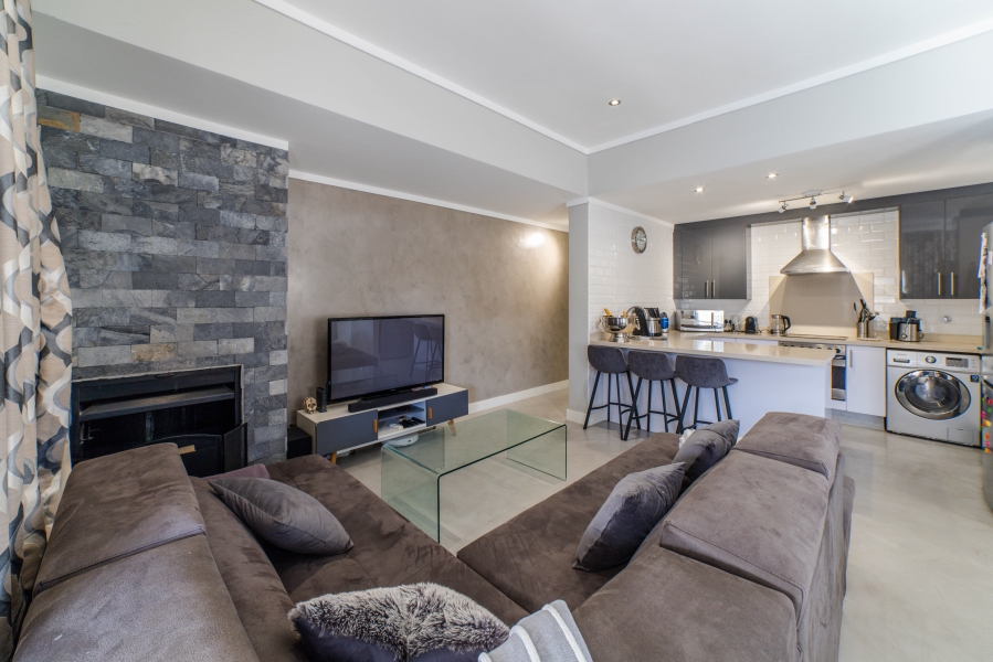 To Let 2 Bedroom Property for Rent in Fourways Gauteng