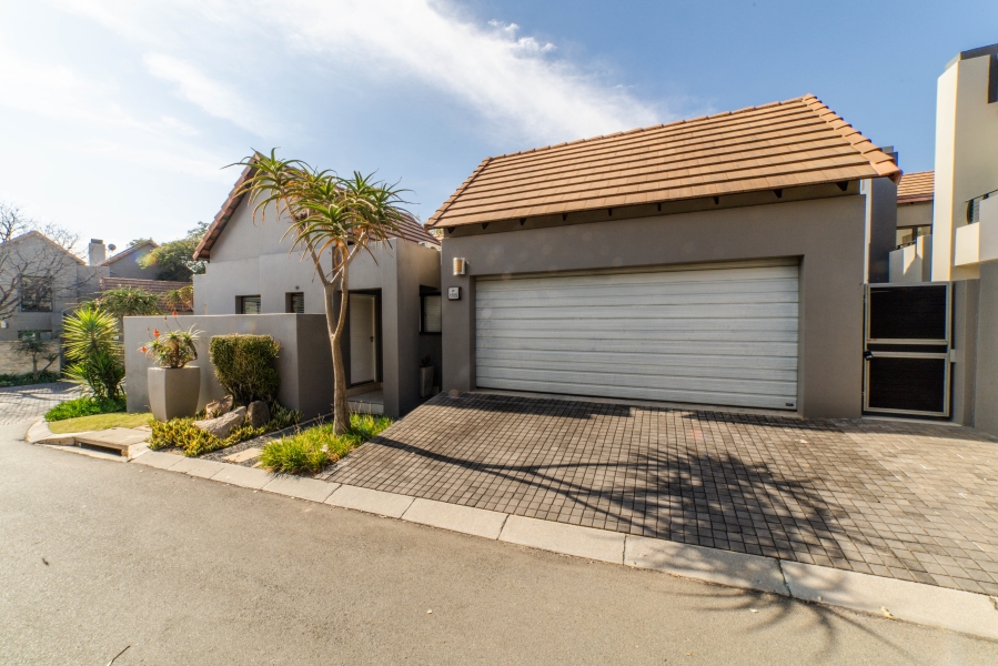 To Let 2 Bedroom Property for Rent in Fourways Gauteng
