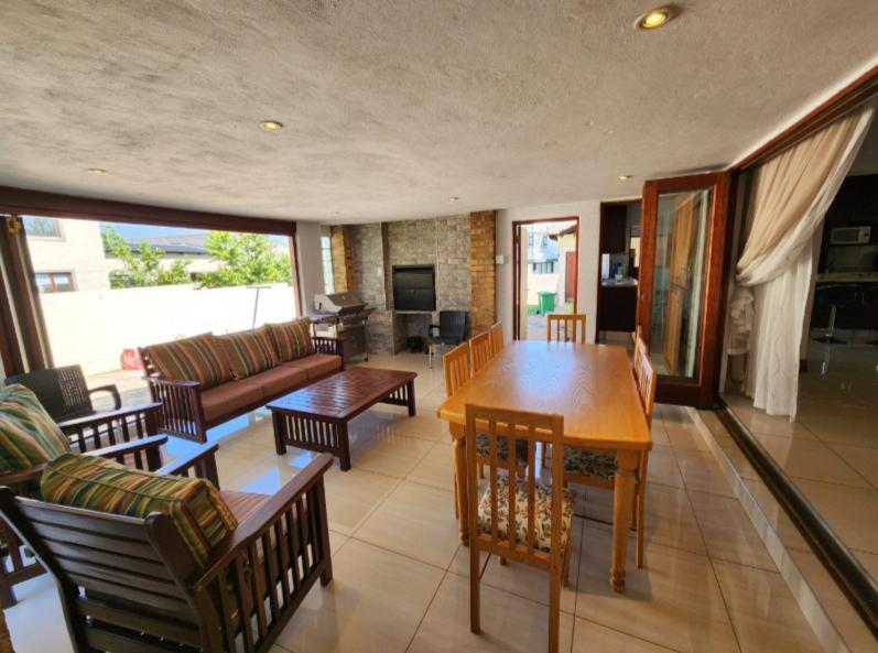 3 Bedroom Property for Sale in Sable Hills Gauteng