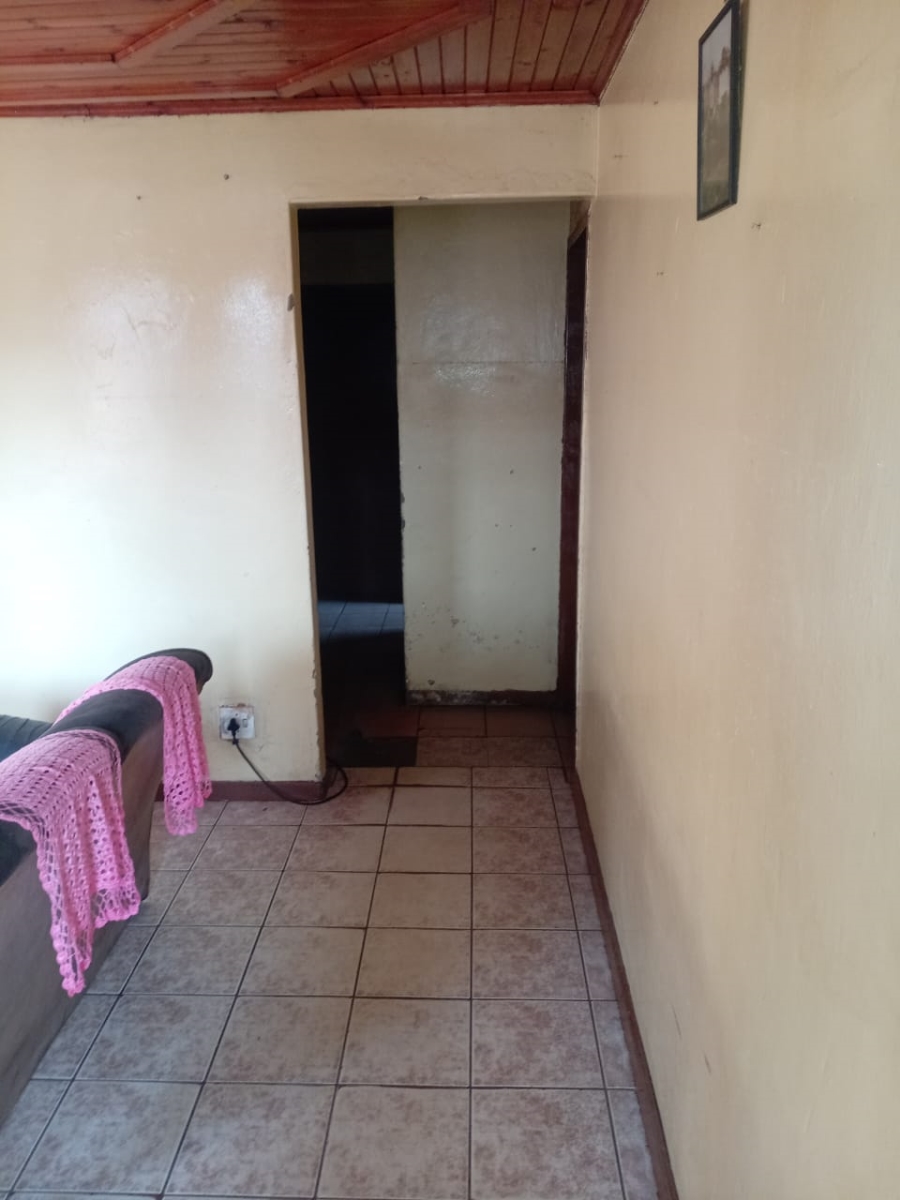 4 Bedroom Property for Sale in Moleleki Gauteng