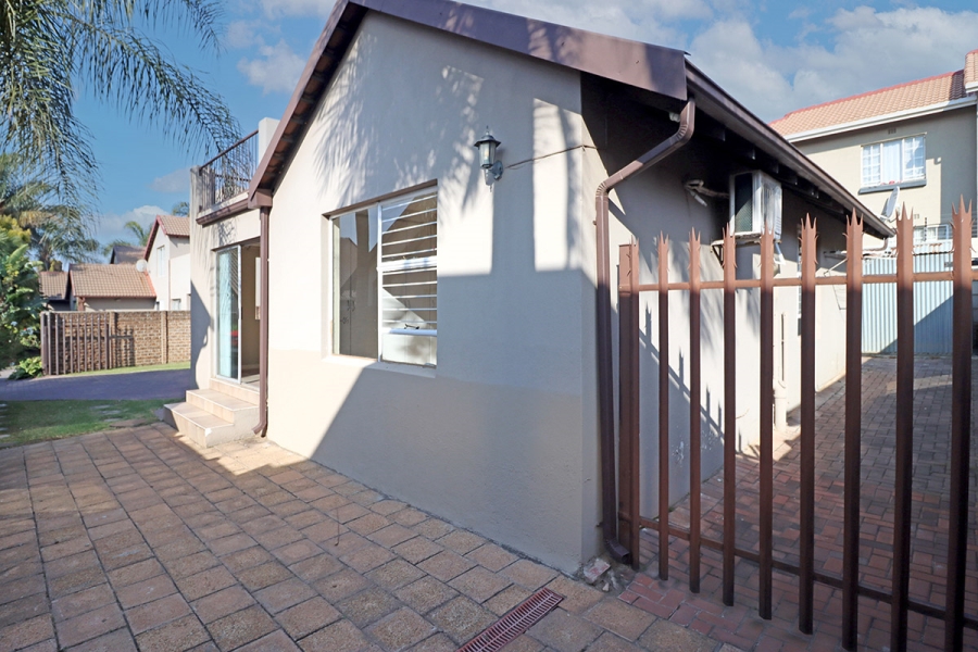 To Let 3 Bedroom Property for Rent in Eden Glen Gauteng