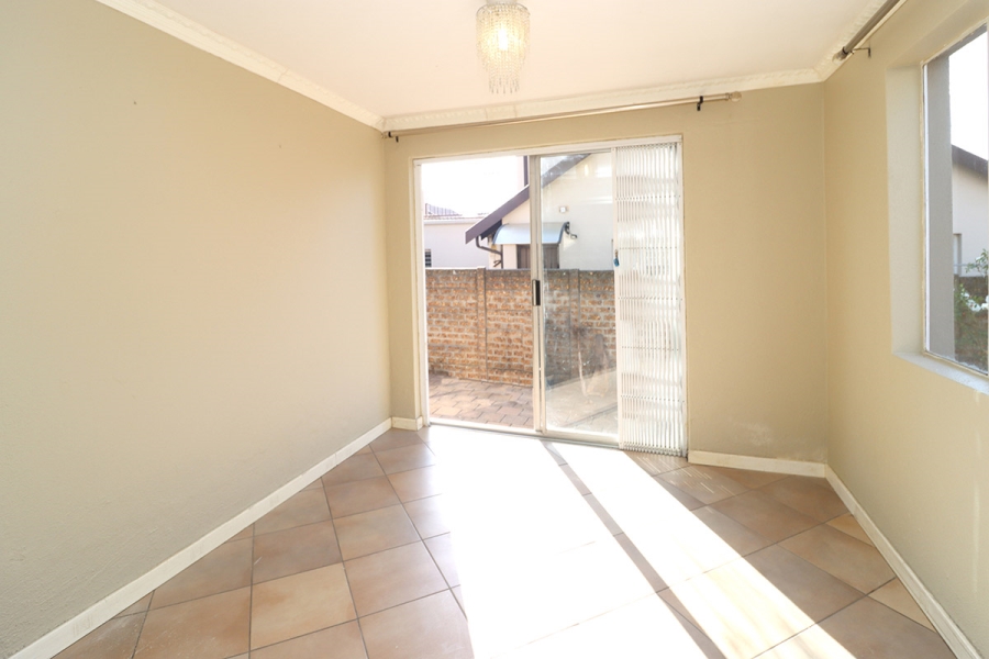 To Let 3 Bedroom Property for Rent in Eden Glen Gauteng