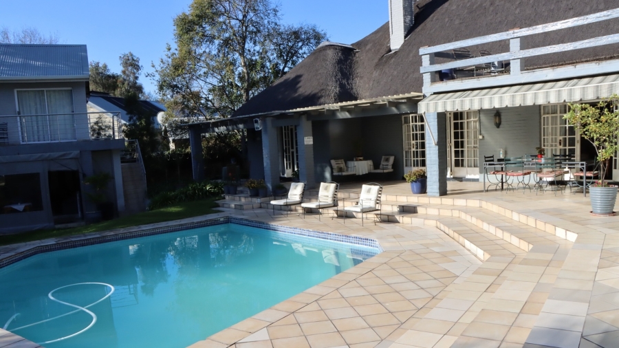 To Let 9 Bedroom Property for Rent in Morningside Gauteng