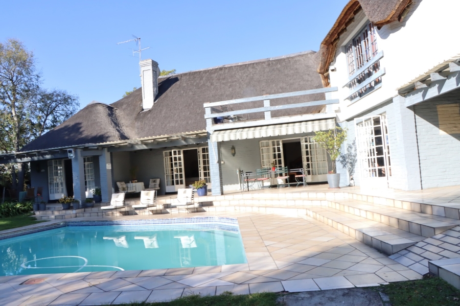 To Let 9 Bedroom Property for Rent in Morningside Gauteng