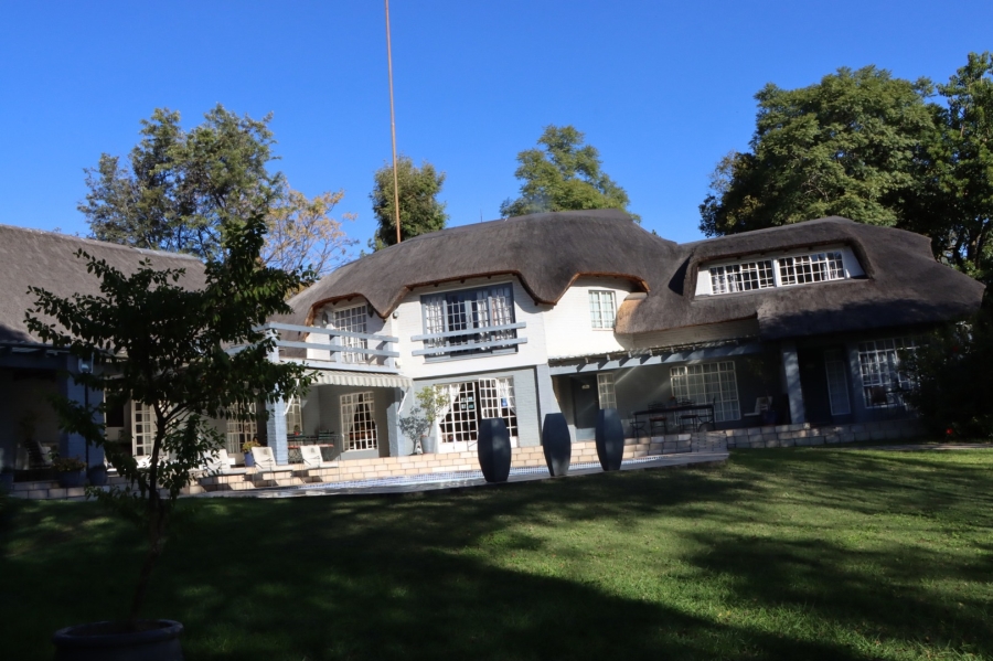 To Let 9 Bedroom Property for Rent in Morningside Gauteng